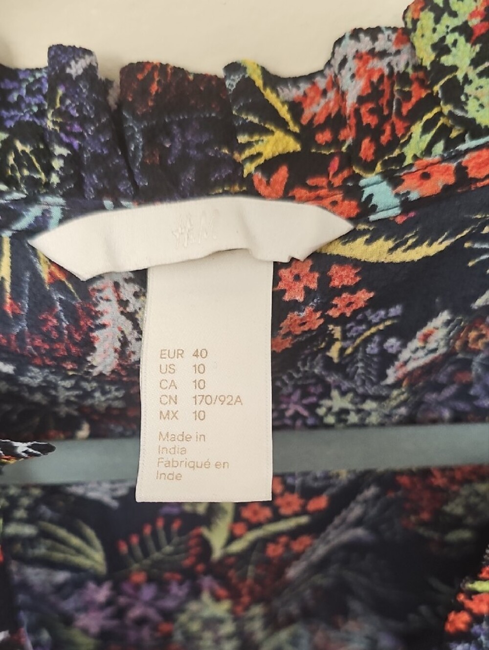 H&M Floral Ruffle V-Neck Mini Dress Size 10 Navy Multicolor Long Sleeve - Picture 2 of 5